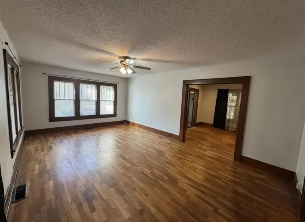 633 S Poplar Wichita KS 67211