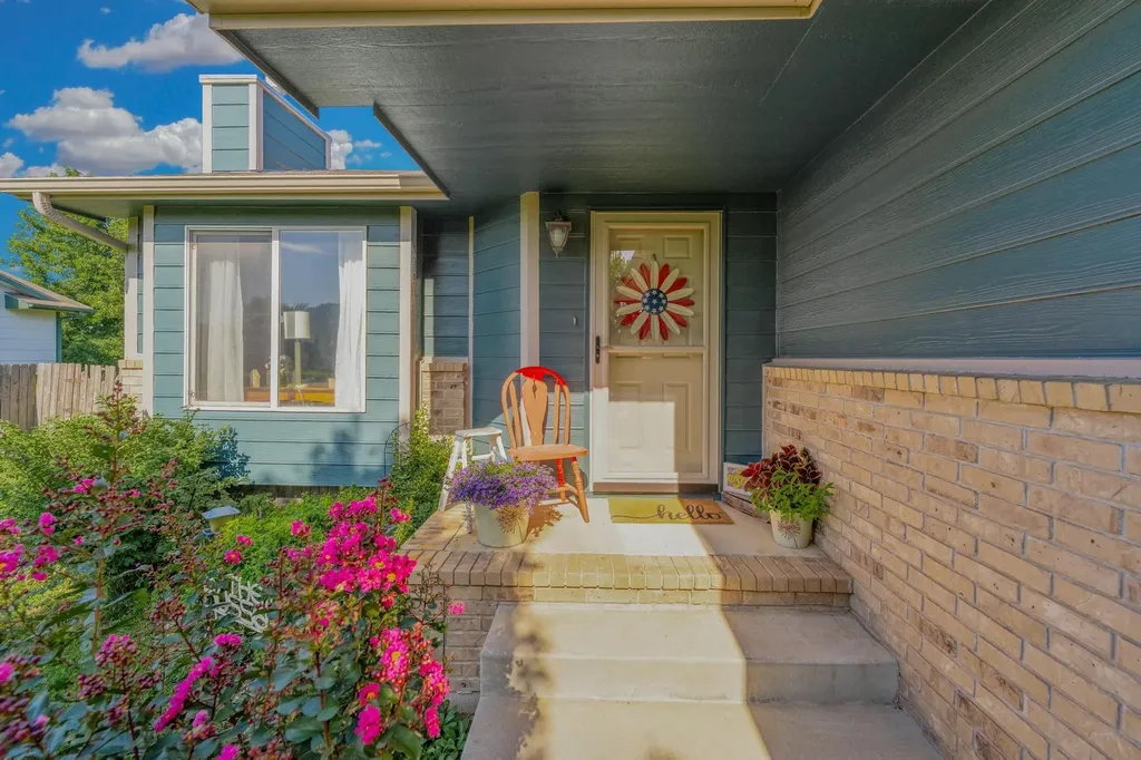 1815 N Country Walk Mulvane KS 67110