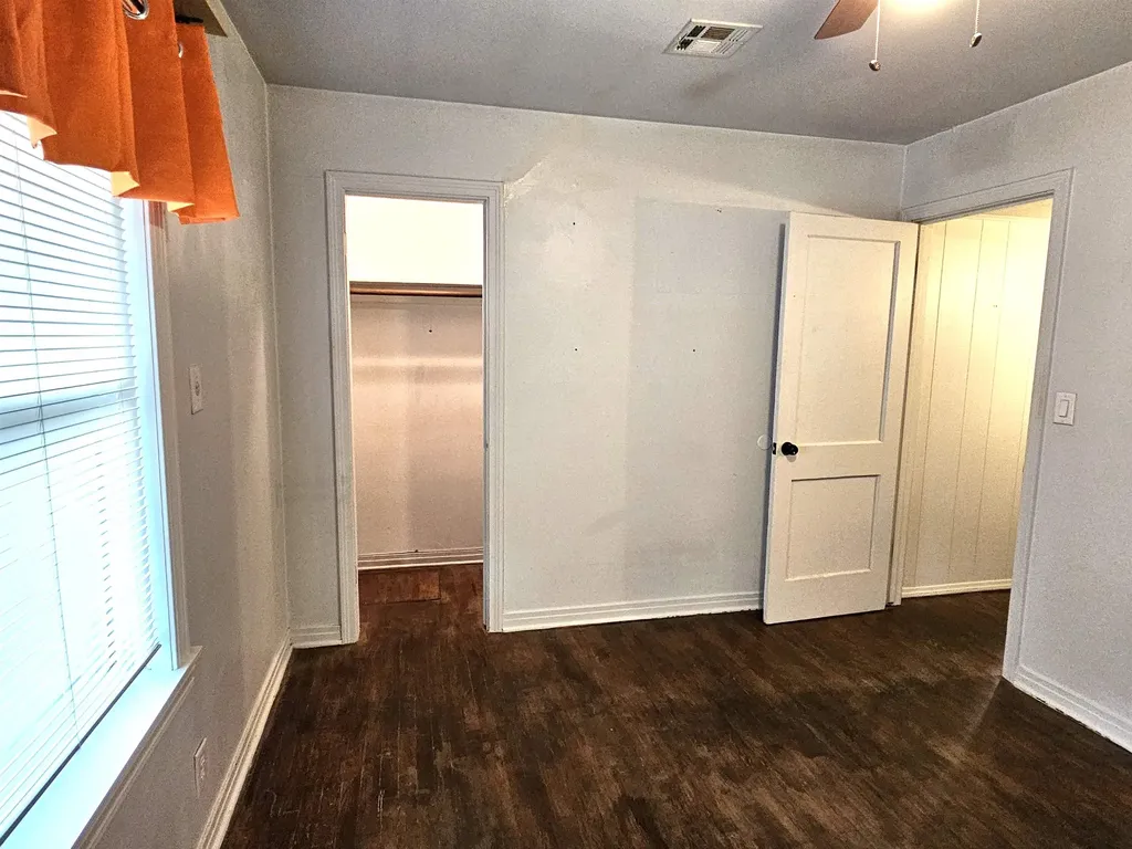 320 Mccabe Street Winfield KS 67156