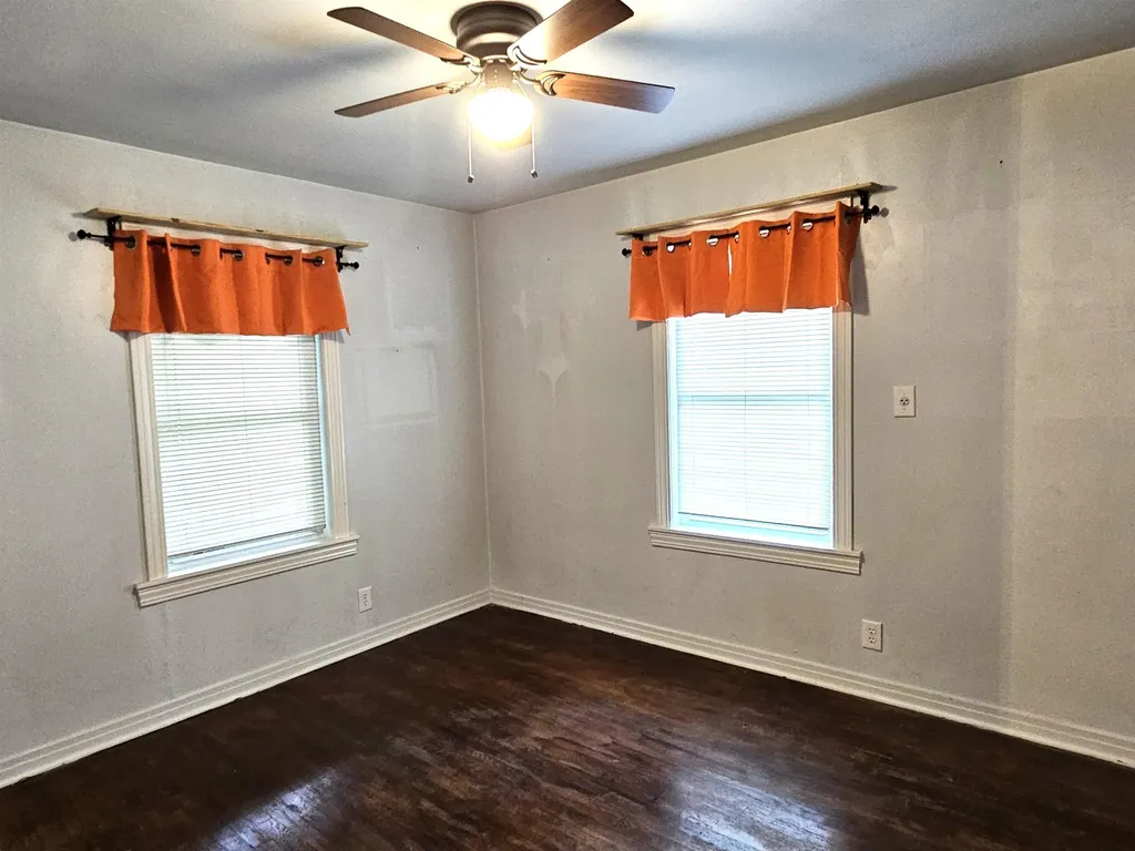 320 Mccabe Street Winfield KS 67156