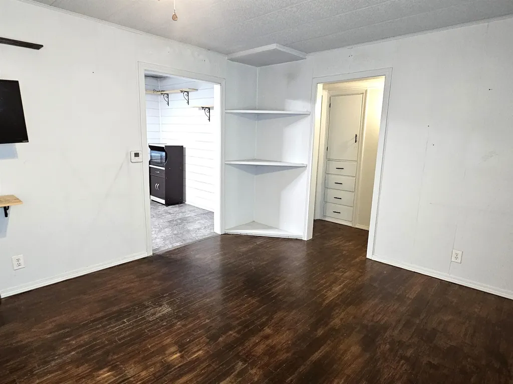 320 Mccabe Street Winfield KS 67156