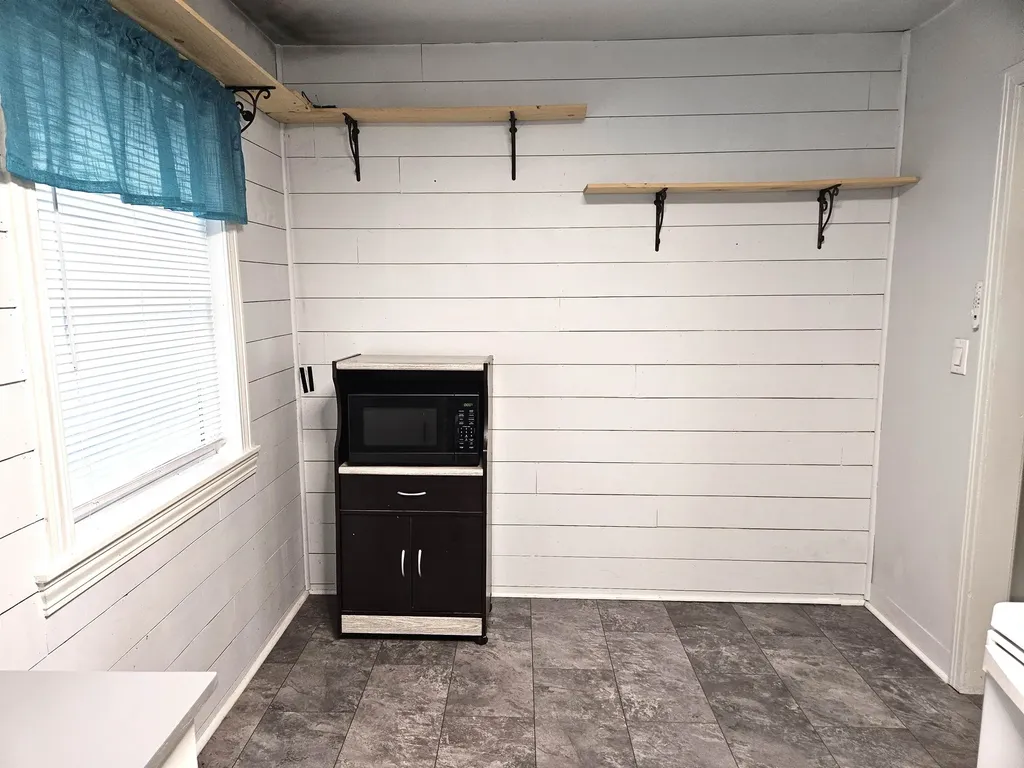 320 Mccabe Street Winfield KS 67156