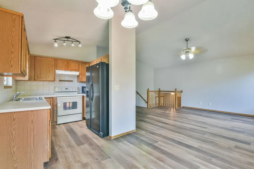 12114 E Laguna Wichita KS 67207