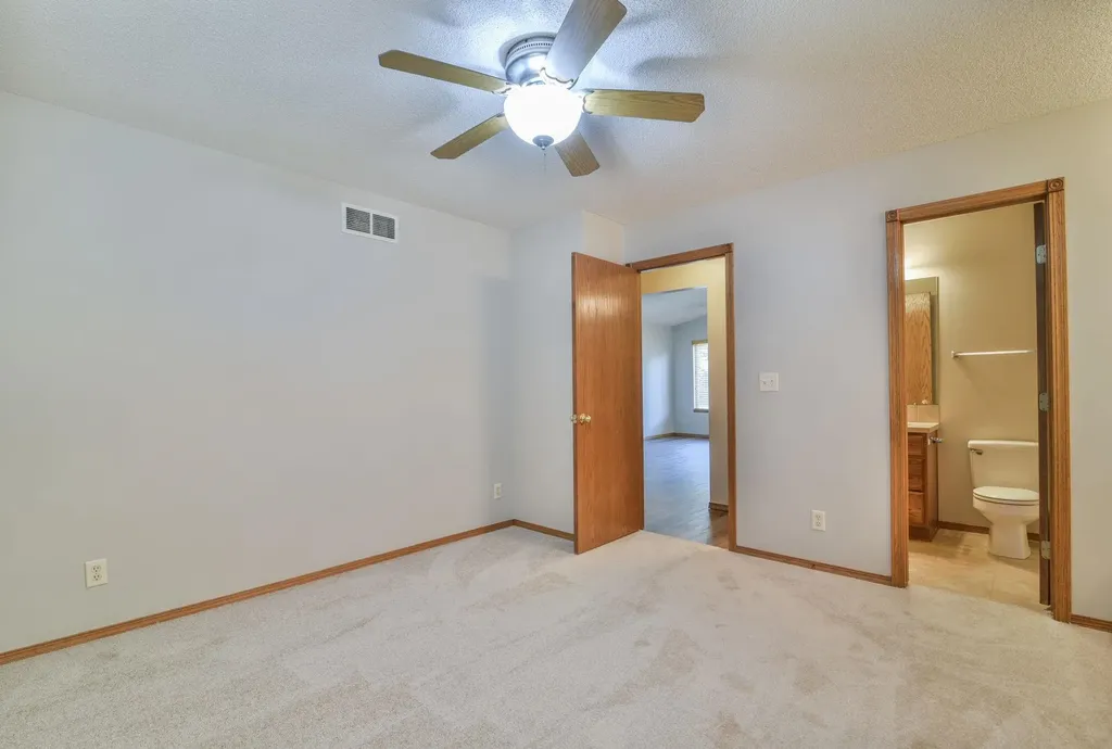 12114 E Laguna Wichita KS 67207