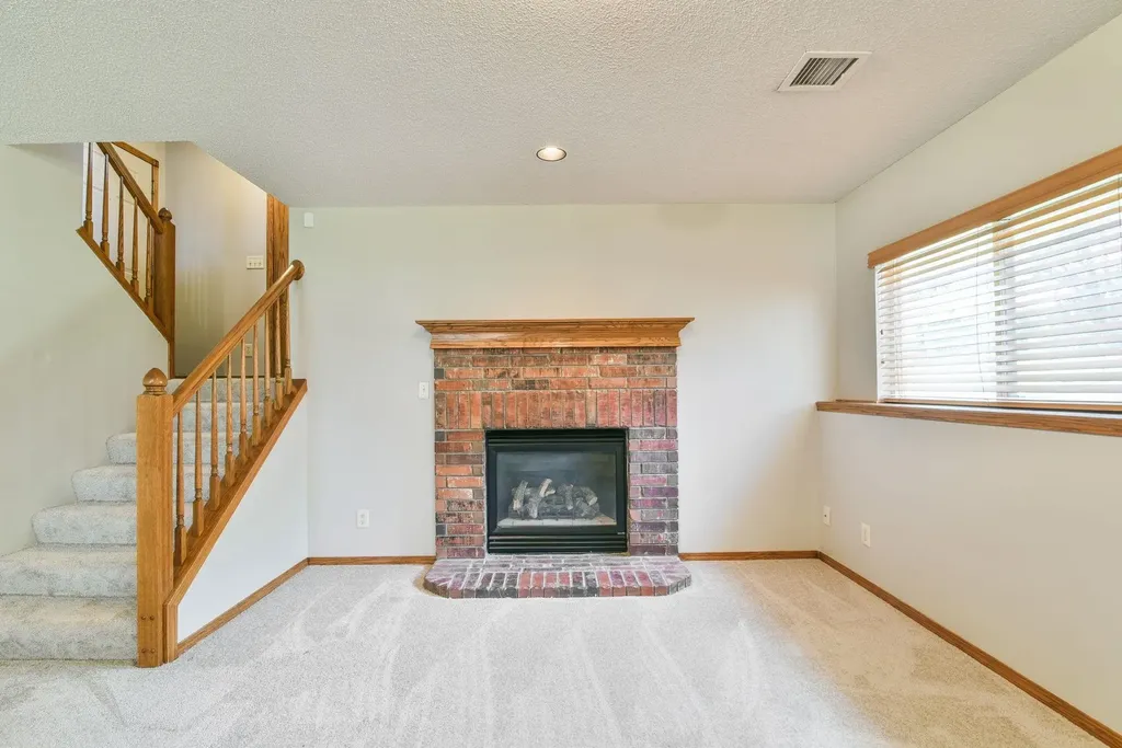 12114 E Laguna Wichita KS 67207