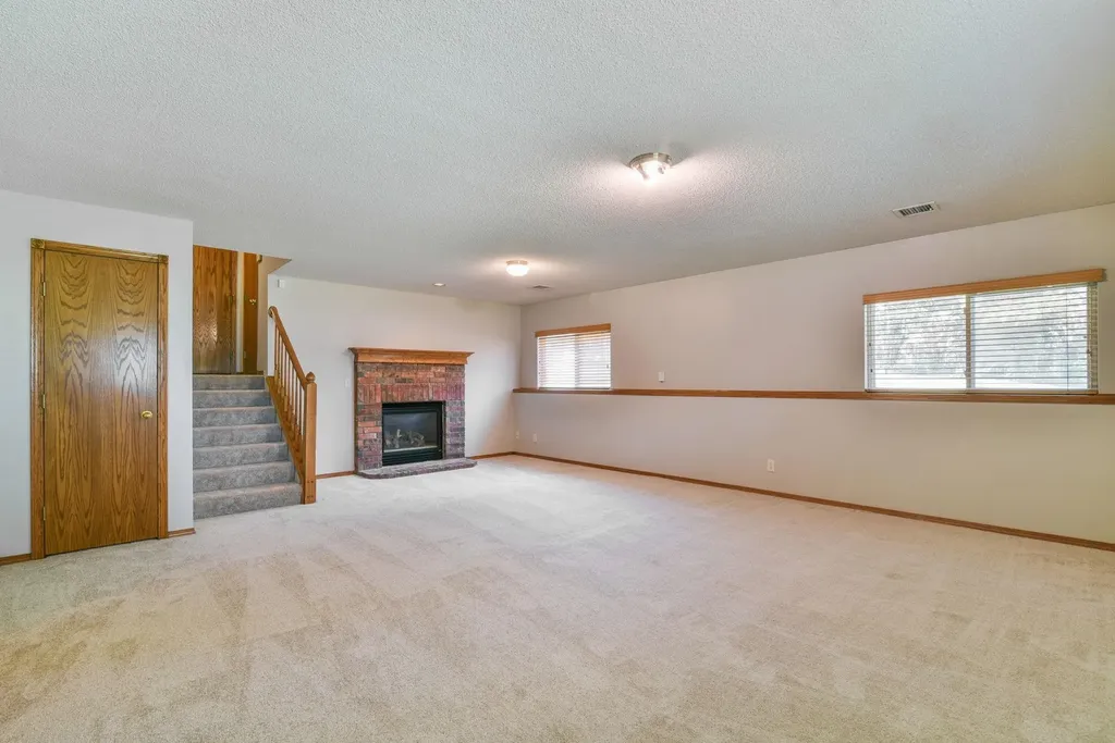 12114 E Laguna Wichita KS 67207