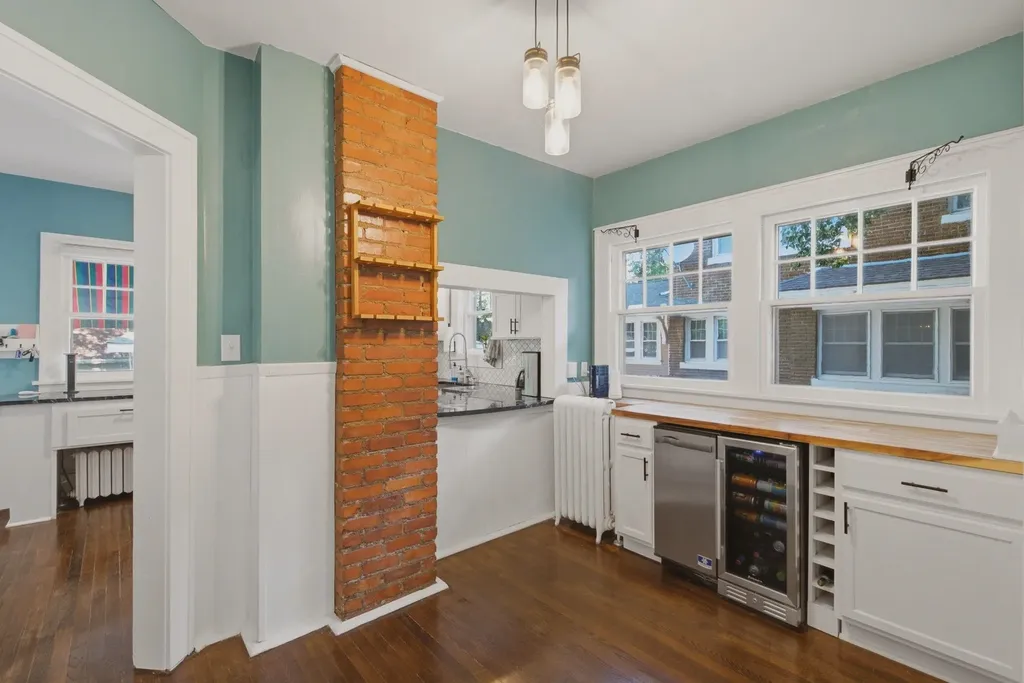 105 N Broadview Street Wichita KS 67208