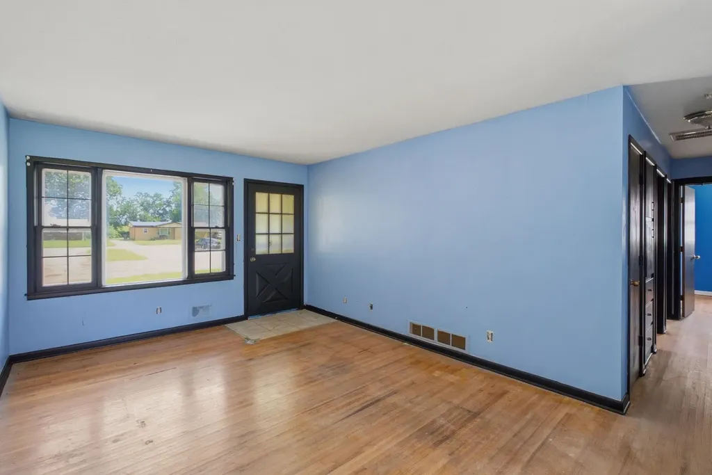 829 W Alexander Court Haysville KS 67060-1000
