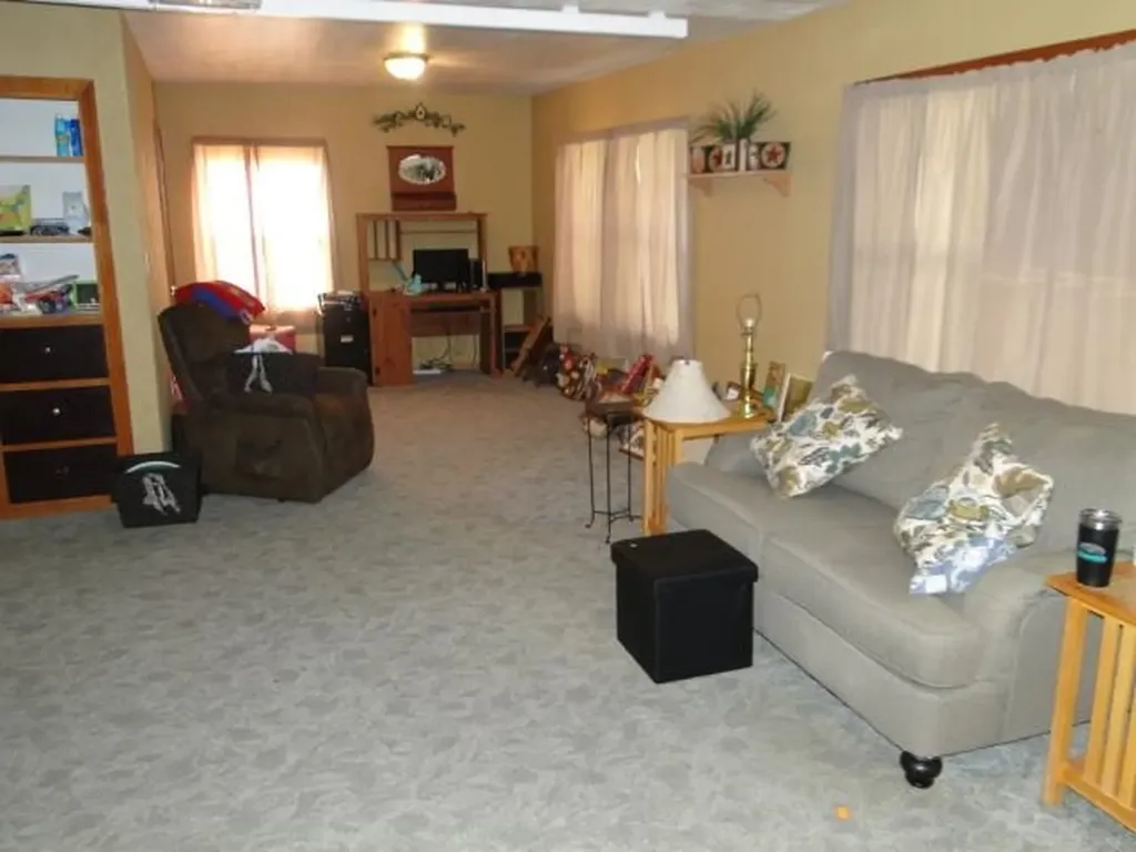 408 E Jones Street Maize KS 67101