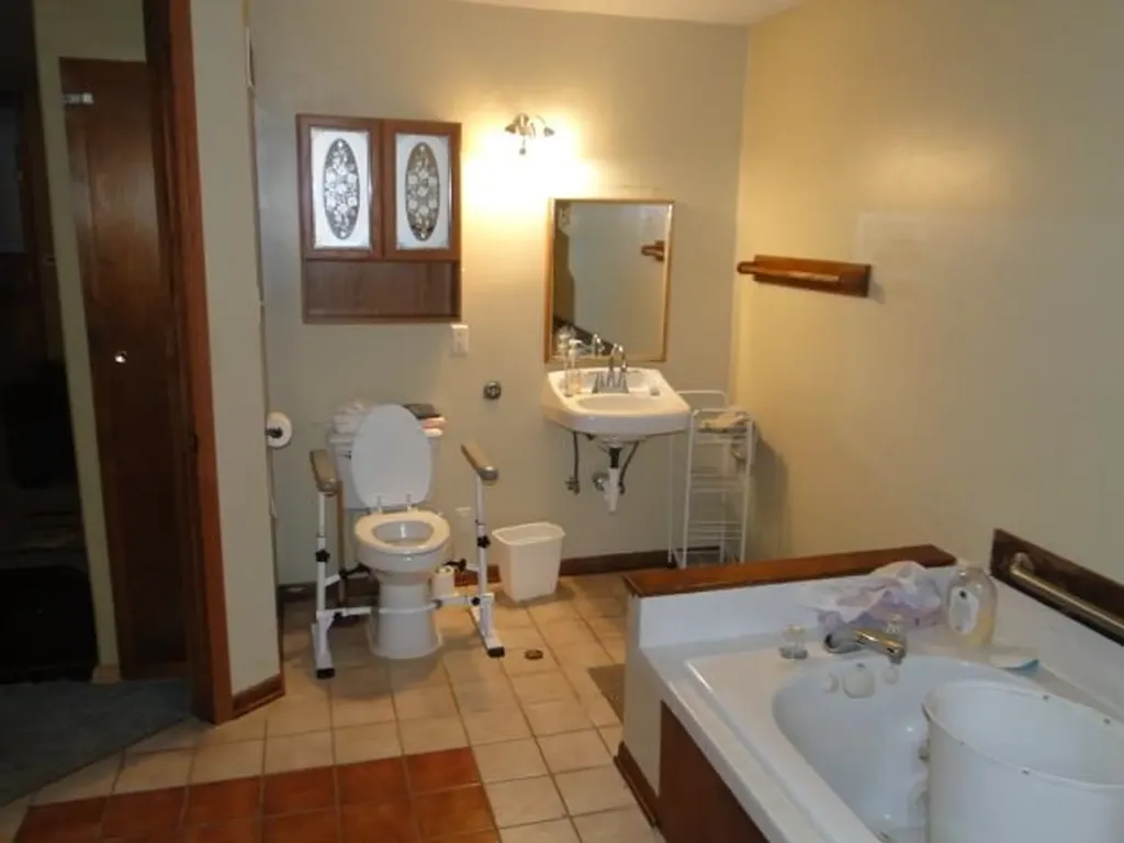 408 E Jones Street Maize KS 67101