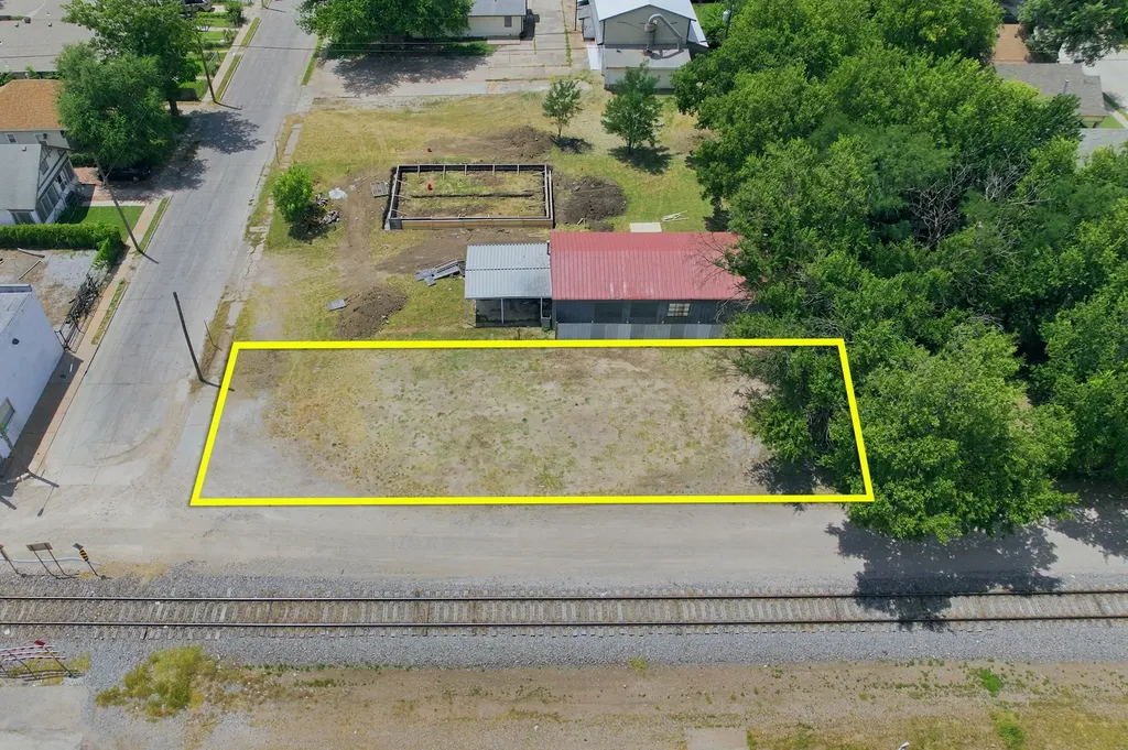 730 E Boston Wichita KS 67211