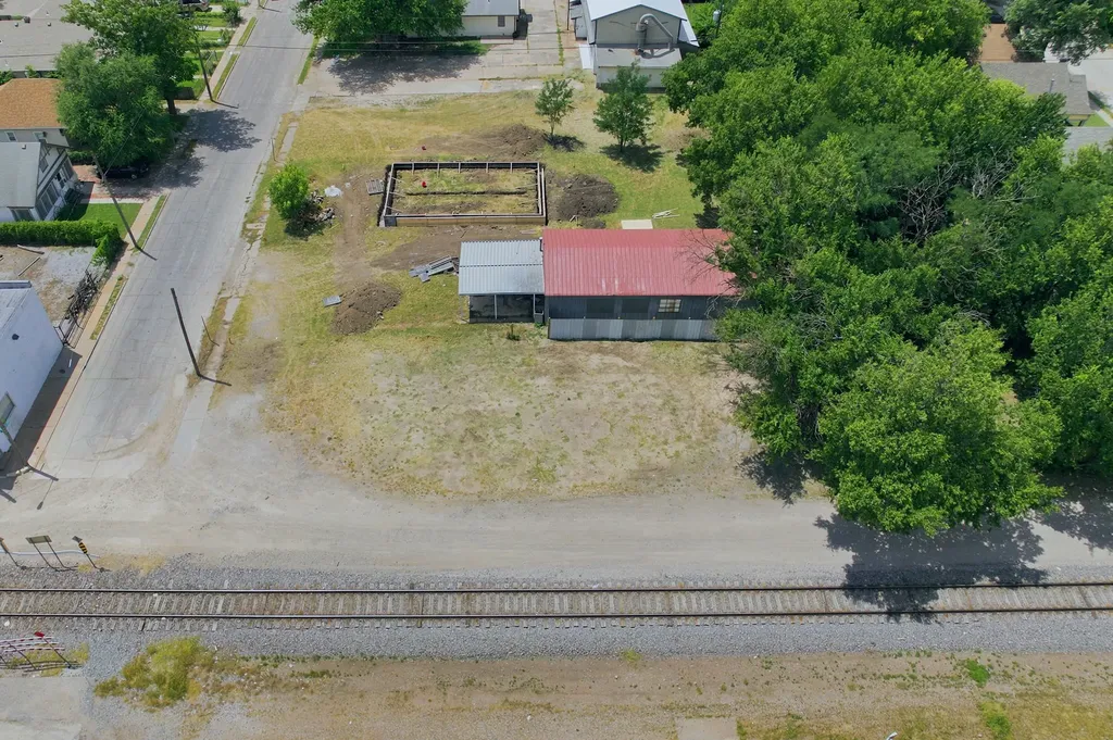 730 E Boston Wichita KS 67211
