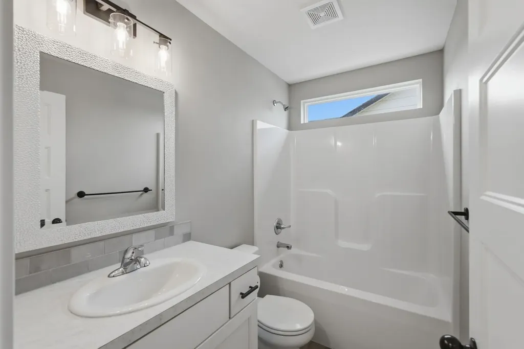 8534 E 33rd Street S Wichita KS 67210