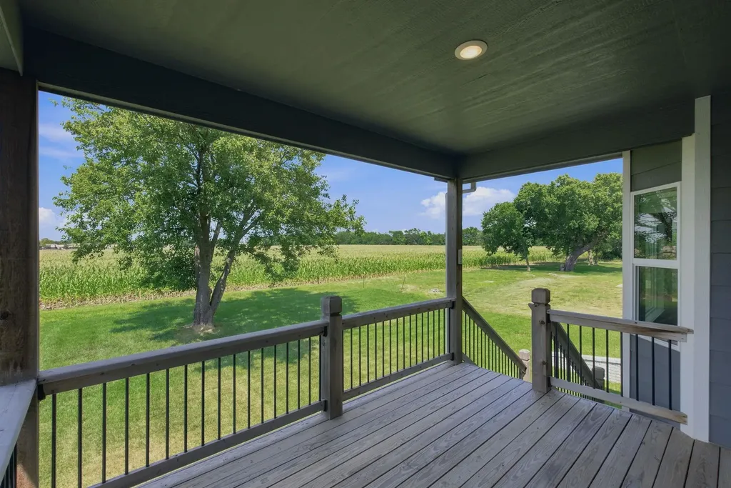 8534 E 33rd Street S Wichita KS 67210