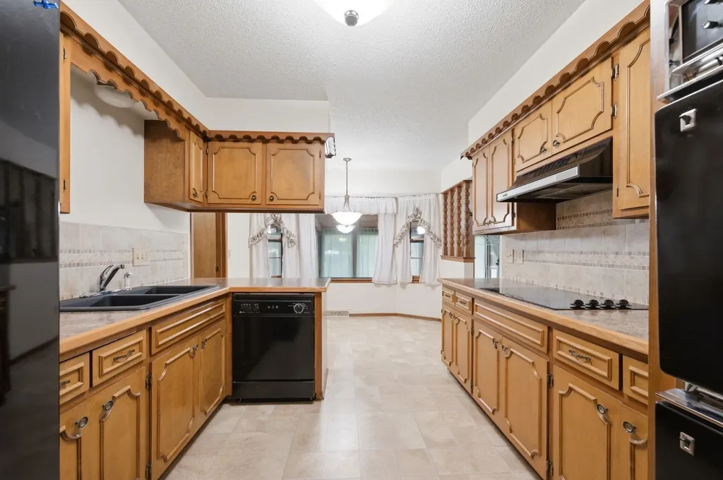 1135 N Patrick Henry Street Derby KS 67037