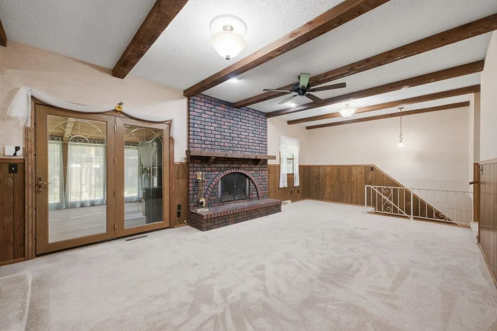 1135 N Patrick Henry Street Derby KS 67037