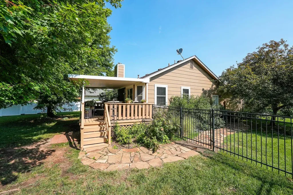 215 E Post Road El Dorado KS 67042
