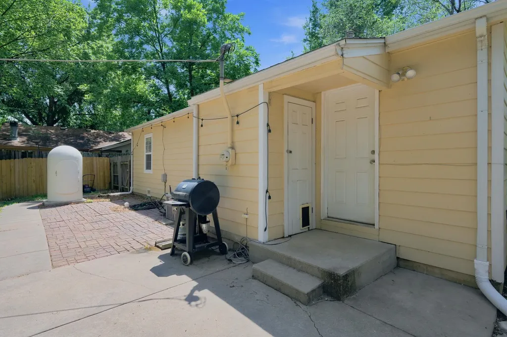 908 N Kokomo Avenue Derby KS 67037