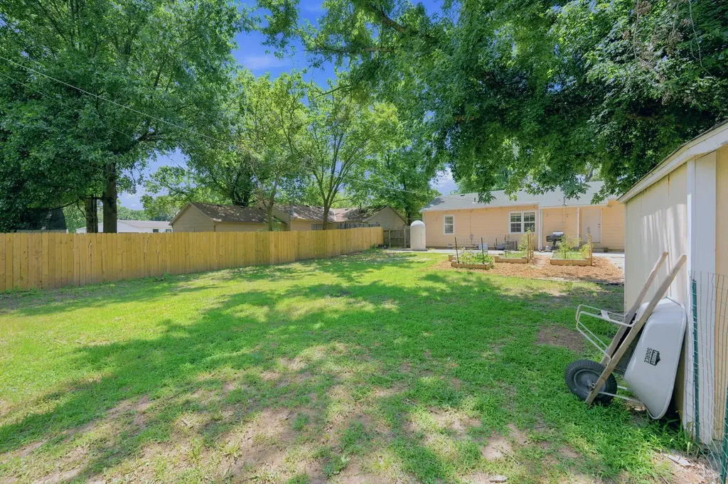 908 N Kokomo Avenue Derby KS 67037