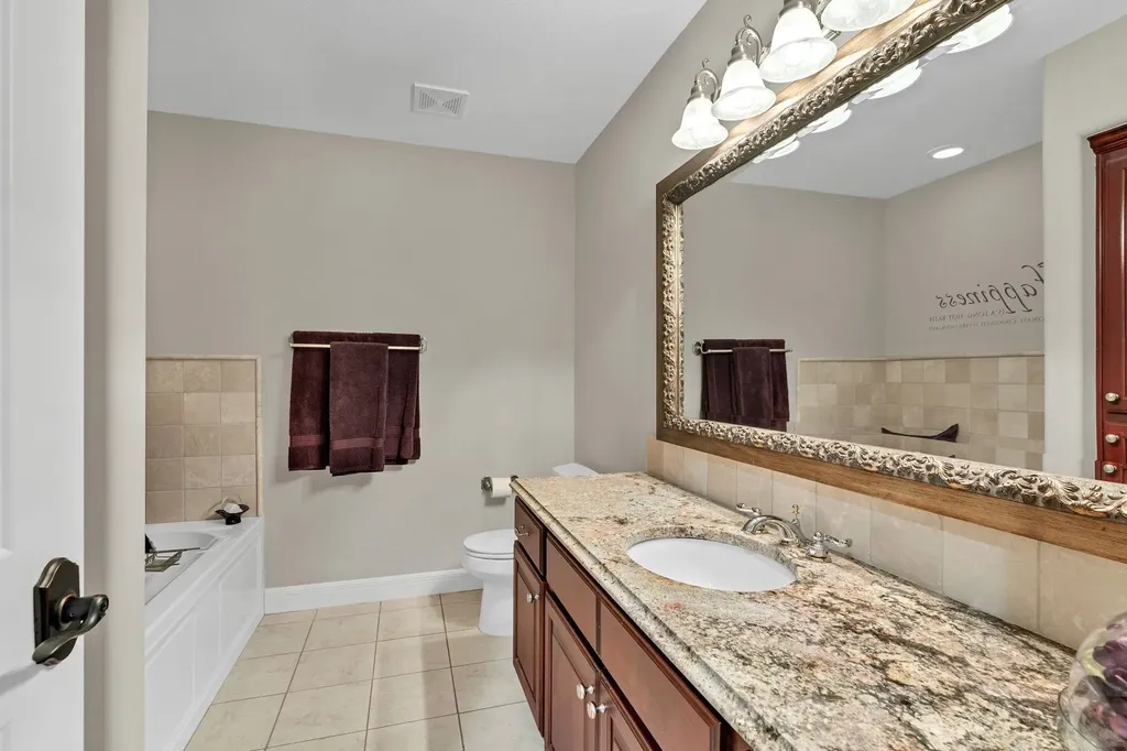 6122 E 85th Street N Valley Center KS 67147