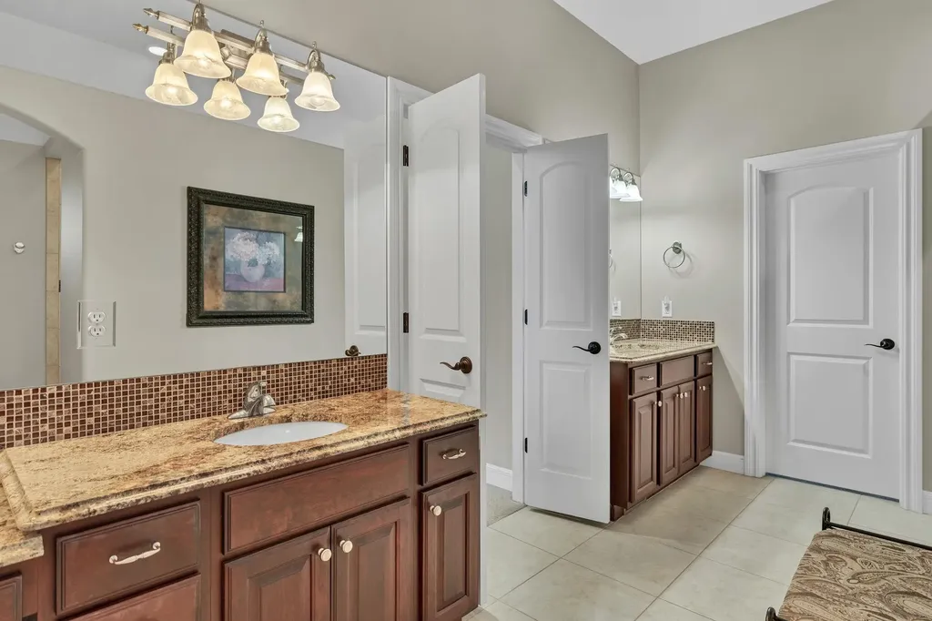 6122 E 85th Street N Valley Center KS 67147