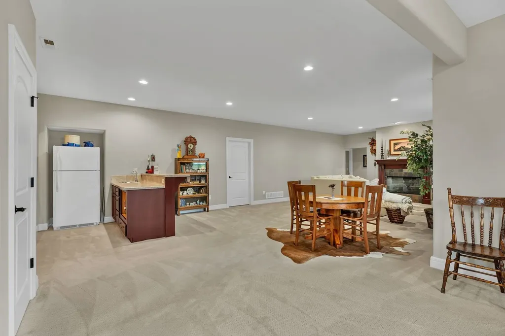 6122 E 85th Street N Valley Center KS 67147