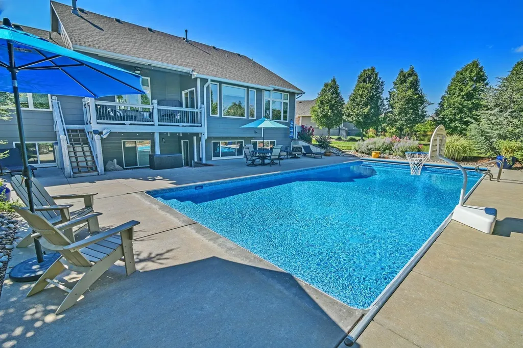 105 N Kennedy Court Wichita KS 67235