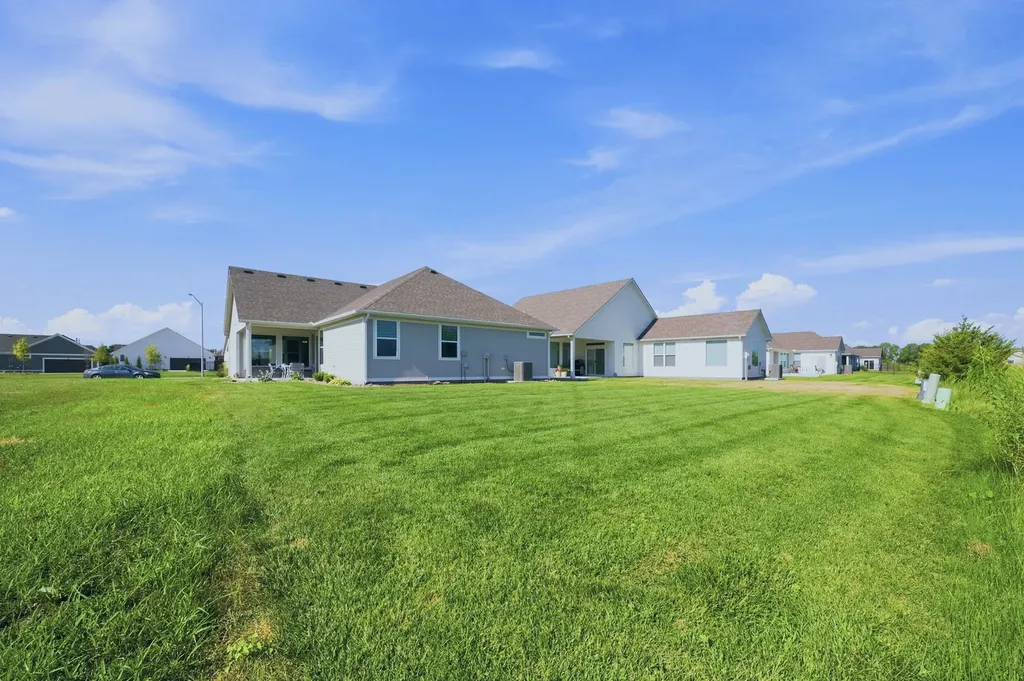 306 W Boxthorn Drive Andover KS 67002