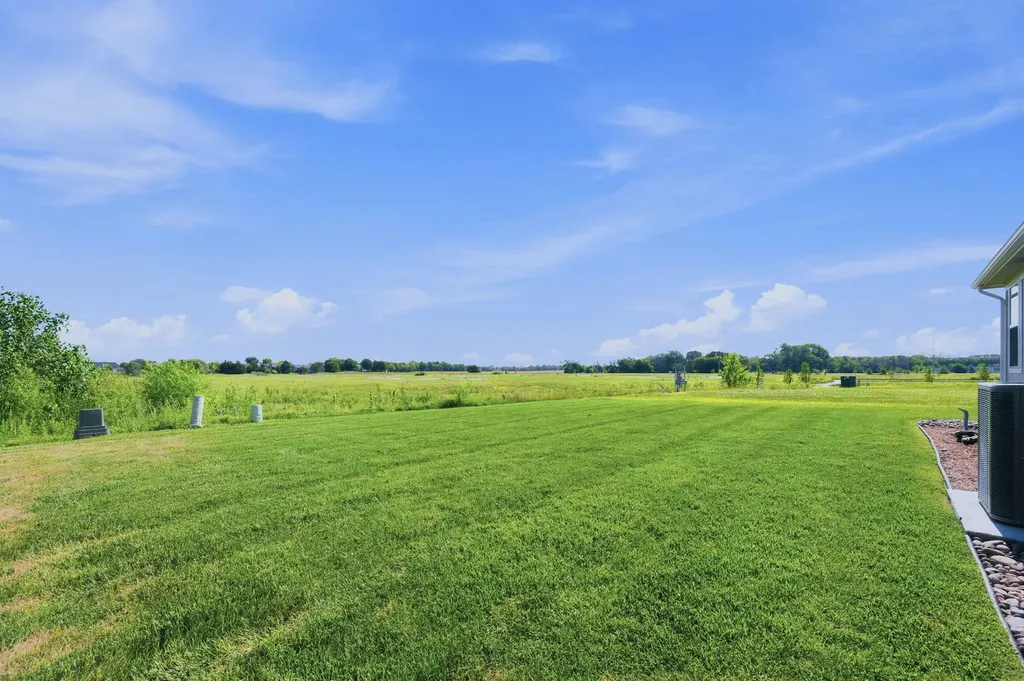 306 W Boxthorn Drive Andover KS 67002