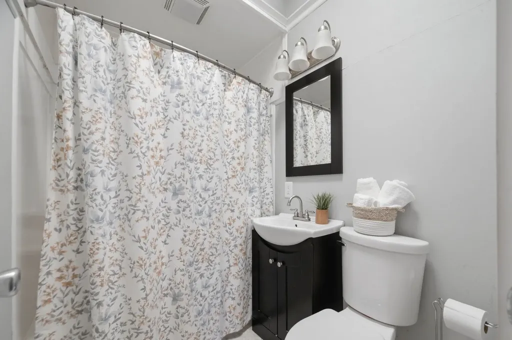 1430 N Prairie Lane Derby KS 67037