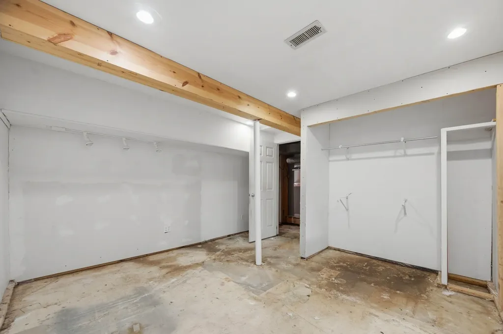 1430 N Prairie Lane Derby KS 67037
