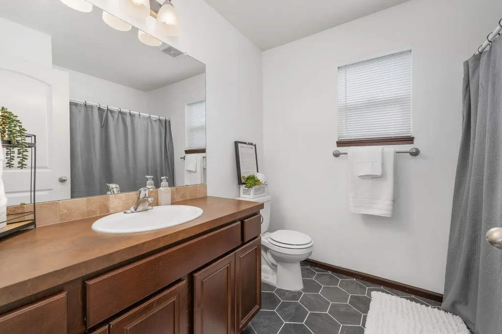 13826 W Ridgepoint Street Wichita KS 67235