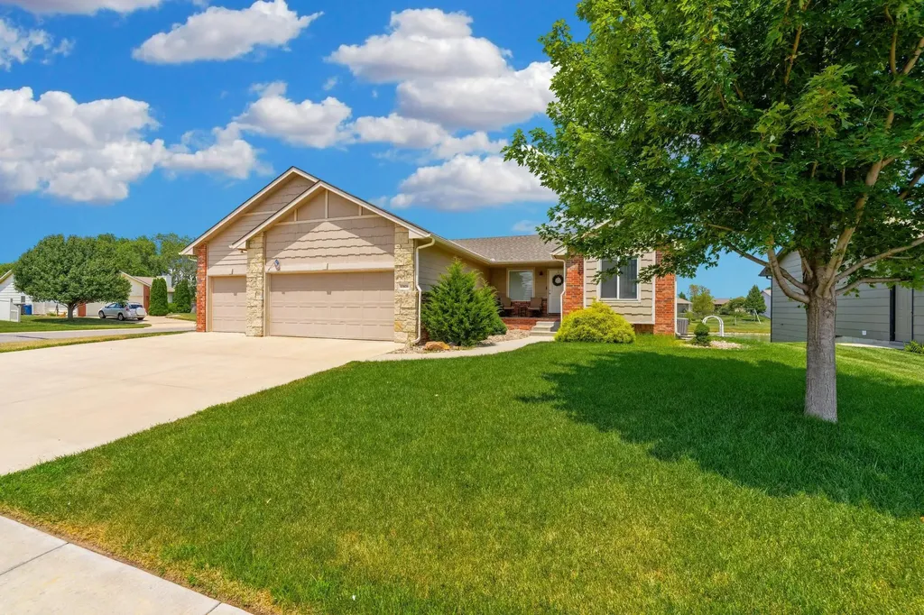 13826 W Ridgepoint Street Wichita KS 67235