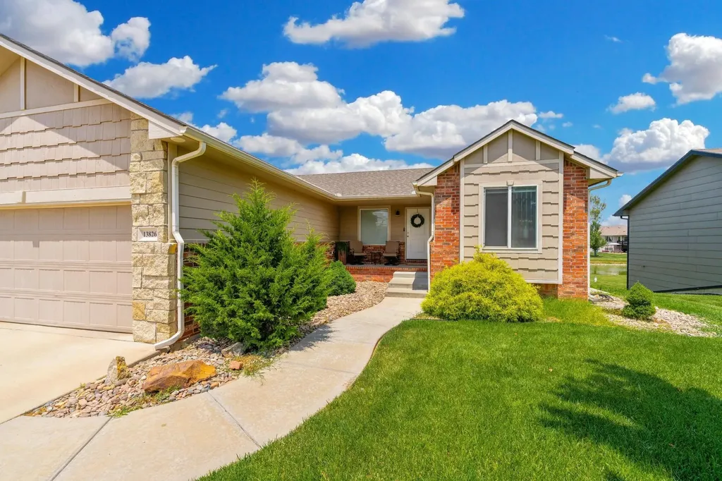 13826 W Ridgepoint Street Wichita KS 67235