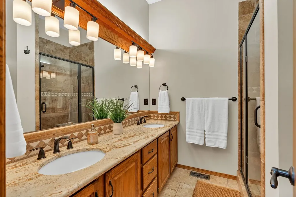 10602 W Meribeau Court Wichita KS 67212