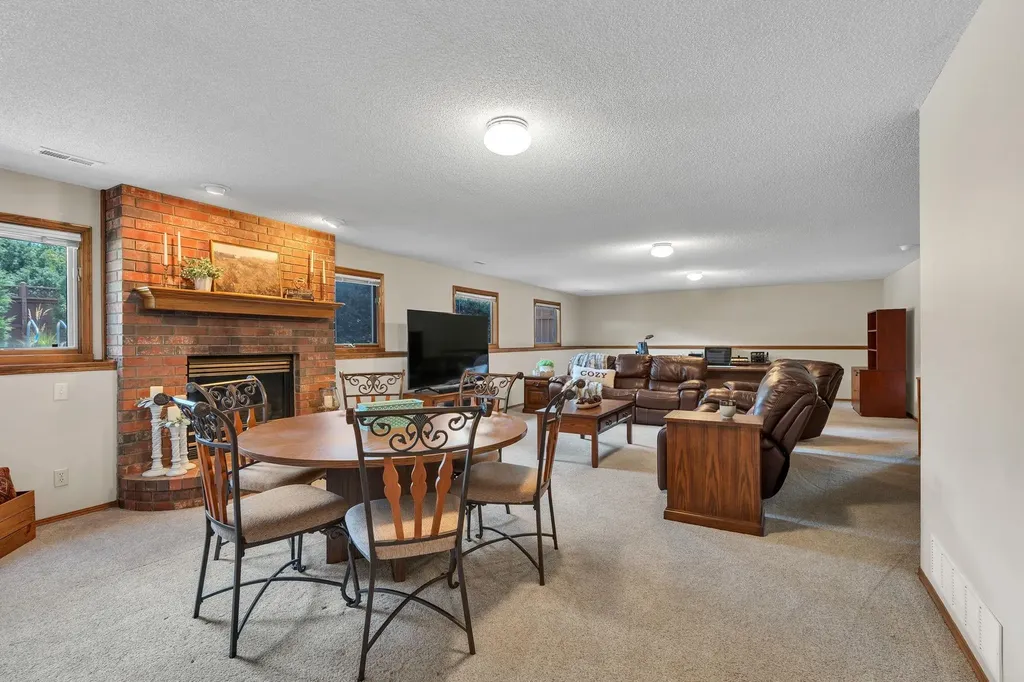 10602 W Meribeau Court Wichita KS 67212