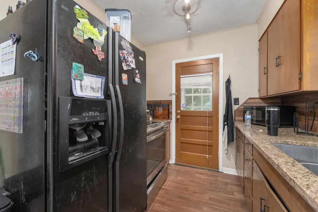 639 N Estelle Avenue Wichita KS 67214