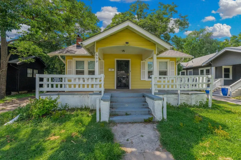 639 N Estelle Avenue Wichita KS 67214