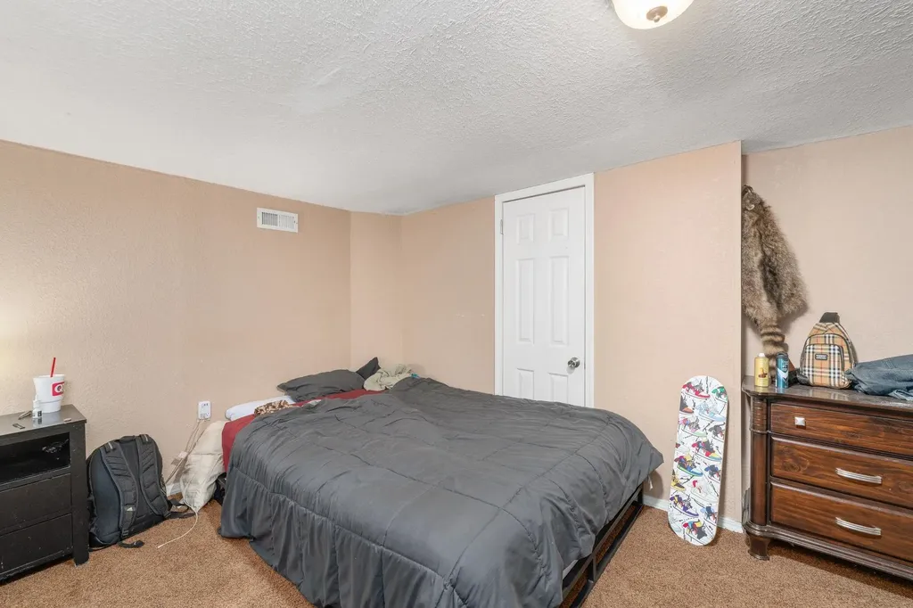 639 N Estelle Avenue Wichita KS 67214