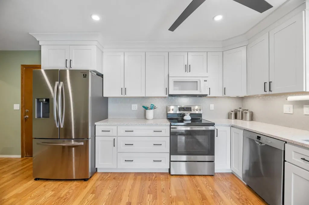 3729 S Arapaho Street Wichita KS 67215