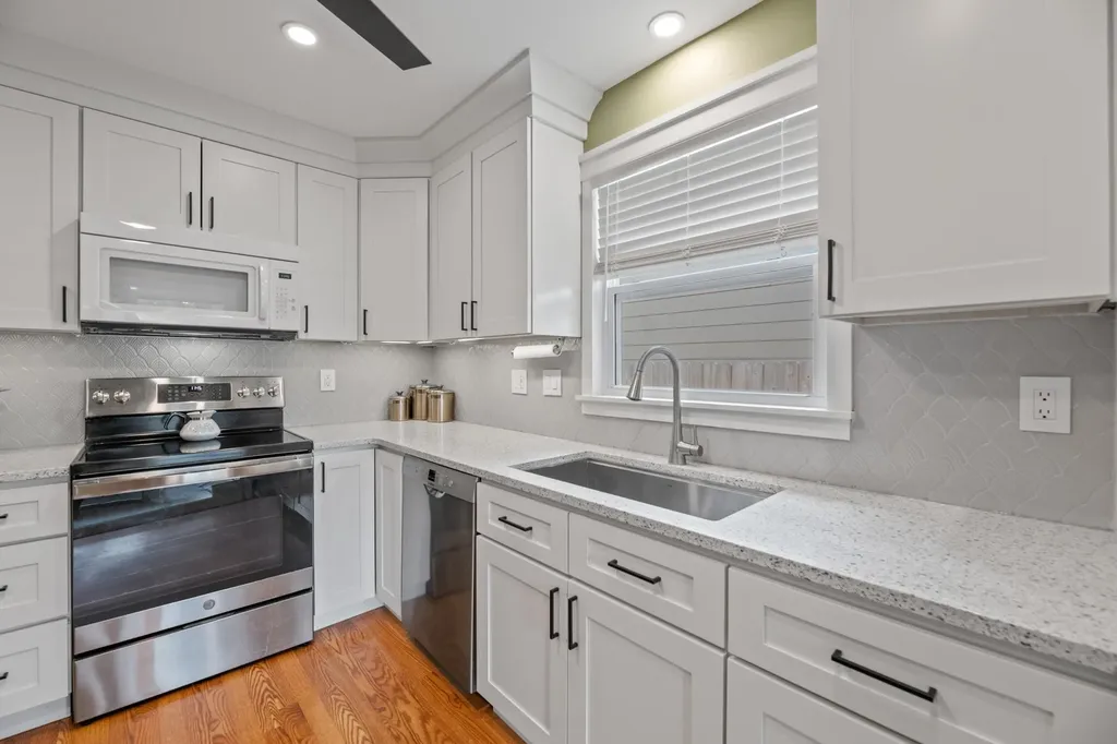 3729 S Arapaho Street Wichita KS 67215