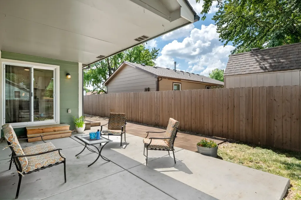 3729 S Arapaho Street Wichita KS 67215