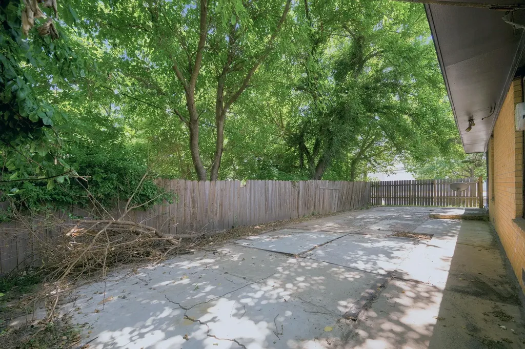 1502 Kenmar Street Wichita KS 67208