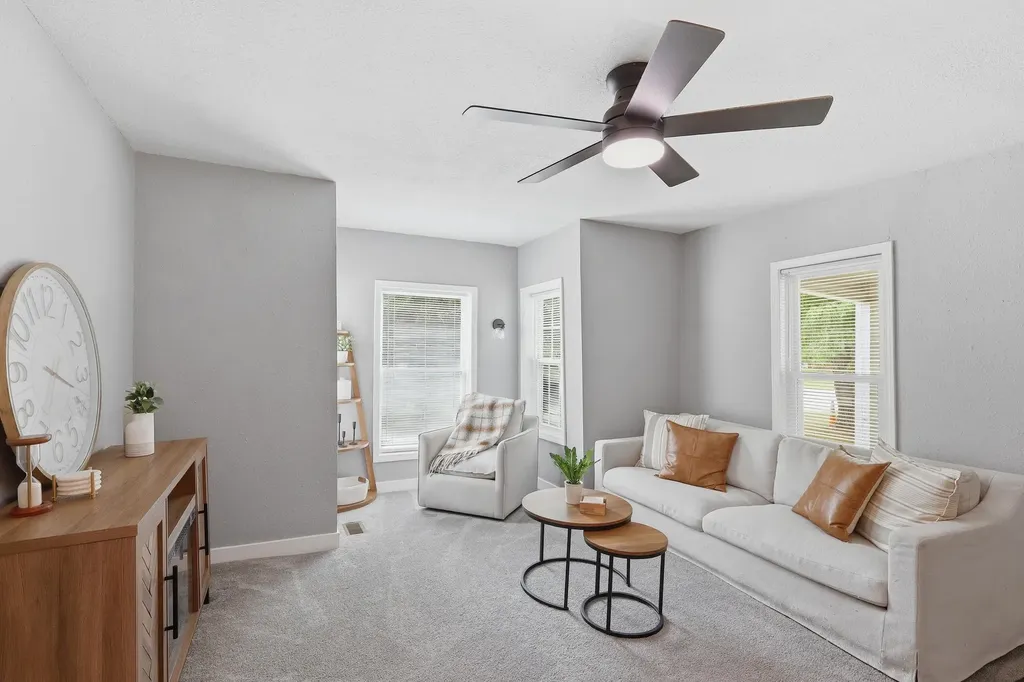 228 N Willow Street Douglass KS 67039
