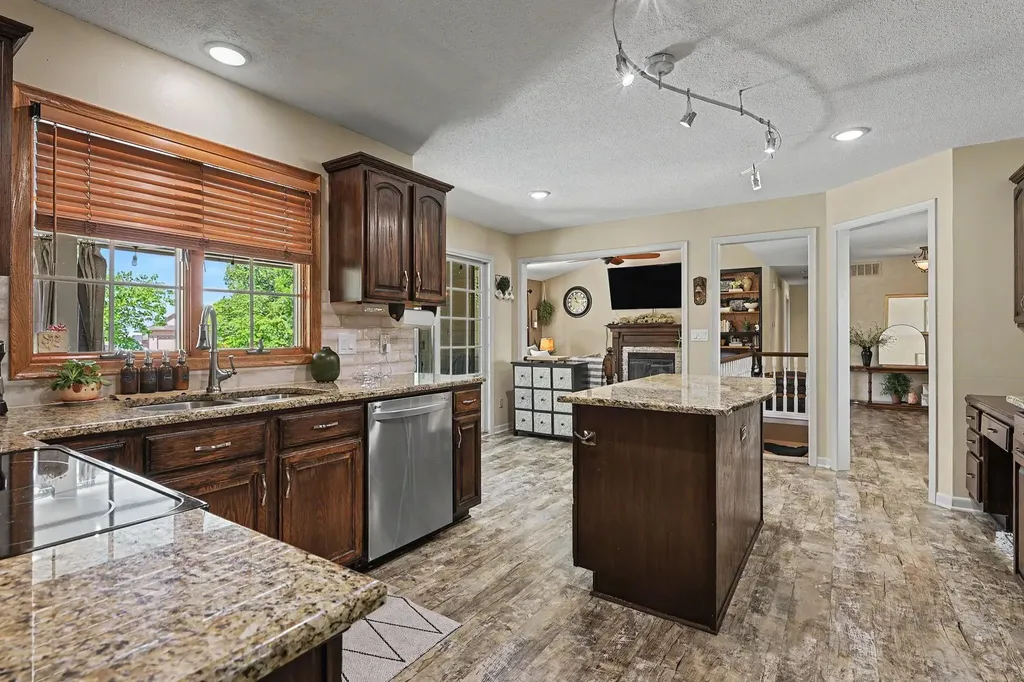 525 Stone Creek Drive Newton KS 67114