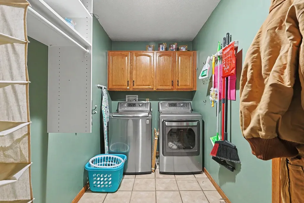 525 Stone Creek Drive Newton KS 67114