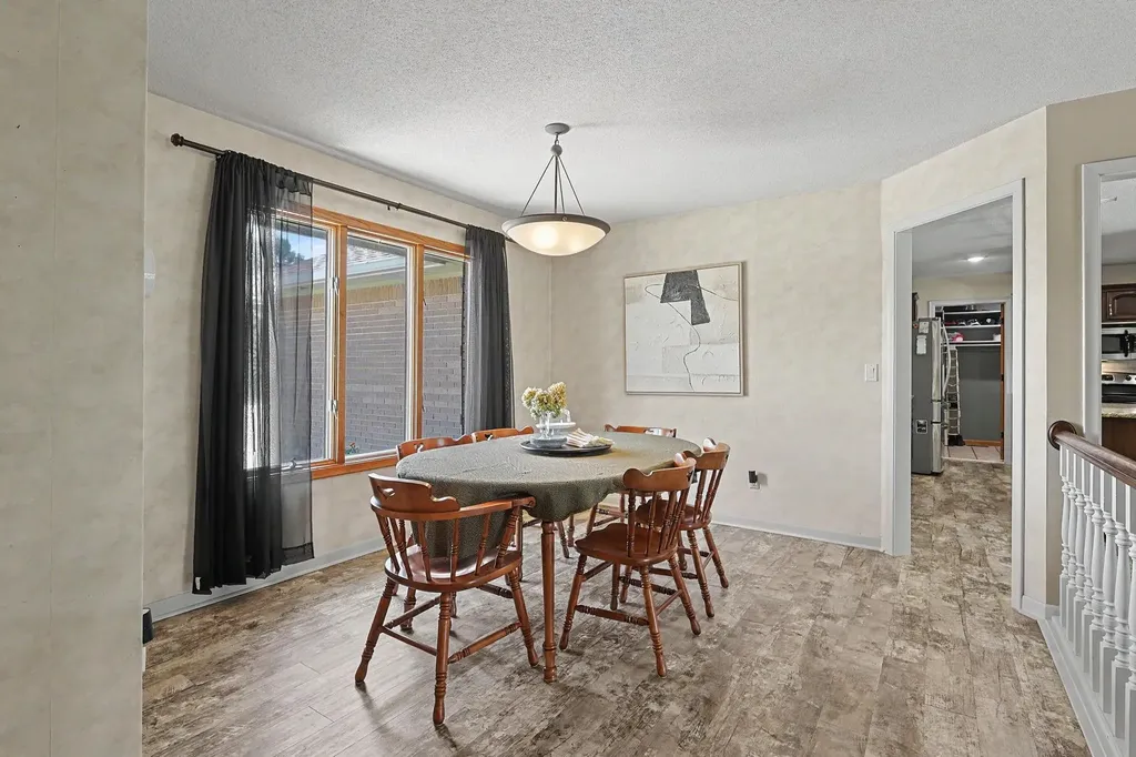 525 Stone Creek Drive Newton KS 67114