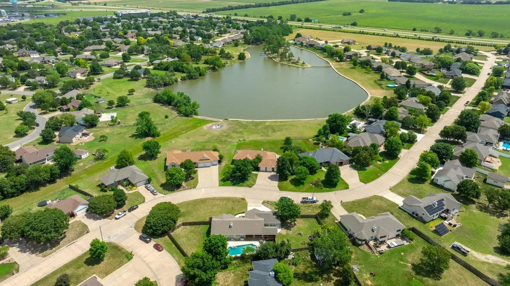 525 Stone Creek Drive Newton KS 67114