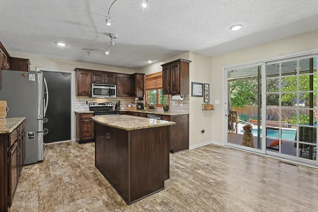 525 Stone Creek Drive Newton KS 67114