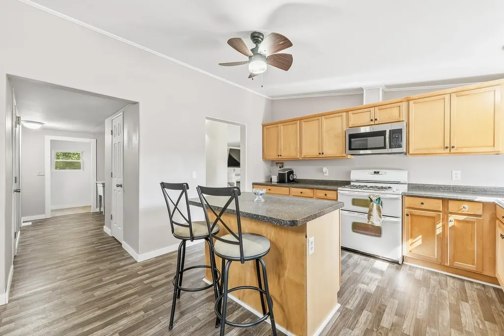16775 SW Cherokee Douglass KS 67039